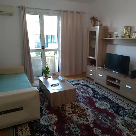 Lejlighed Apartament 3 Camere, Ideal Pt Familii Cu Copii, Langa Cazino, Acvariu, Port, Plaja, Piata Ovidiu *
