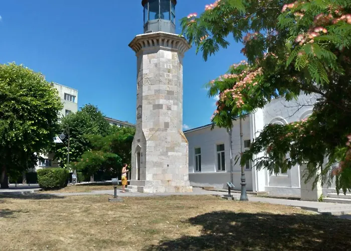 Apartman Promenada, 3 Camere, Langa Cazino, Faleza, Acvariu, Port Tomis, Plaja, Piata Ovidiu