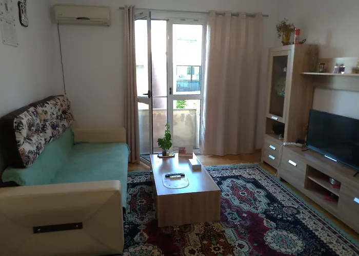 Apartman Promenada, 3 Camere, Langa Cazino, Faleza, Acvariu, Port Tomis, Plaja, Piata Ovidiu