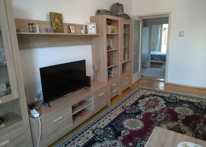 Apartman Promenada, 3 Camere, Langa Cazino, Faleza, Acvariu, Port Tomis, Plaja, Piata Ovidiu *