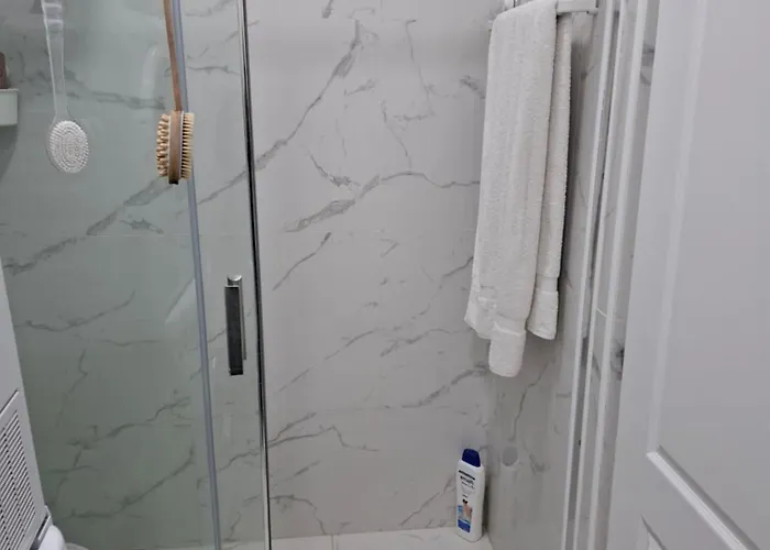 Promenada, 3 Camere, Langa Cazino, Faleza, Acvariu, Port Tomis, Plaja, Piata Ovidiu * Konstanca