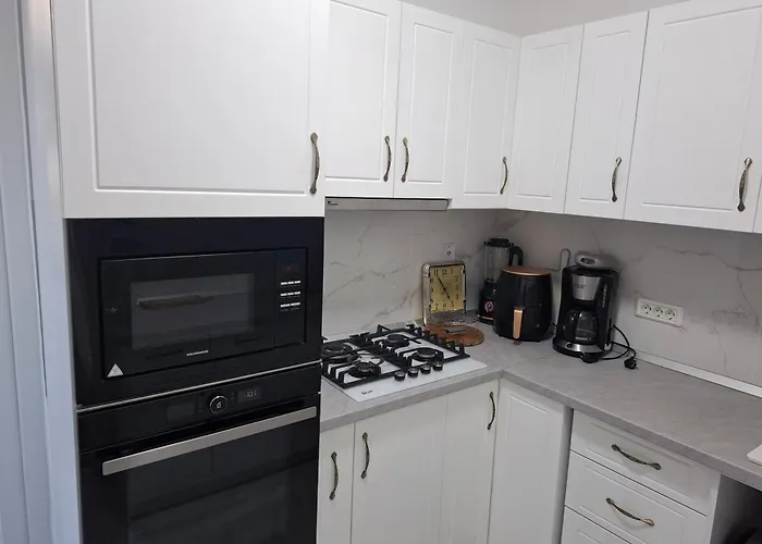 Promenada, 3 Camere, Langa Cazino, Faleza, Acvariu, Port Tomis, Plaja, Piata Ovidiu